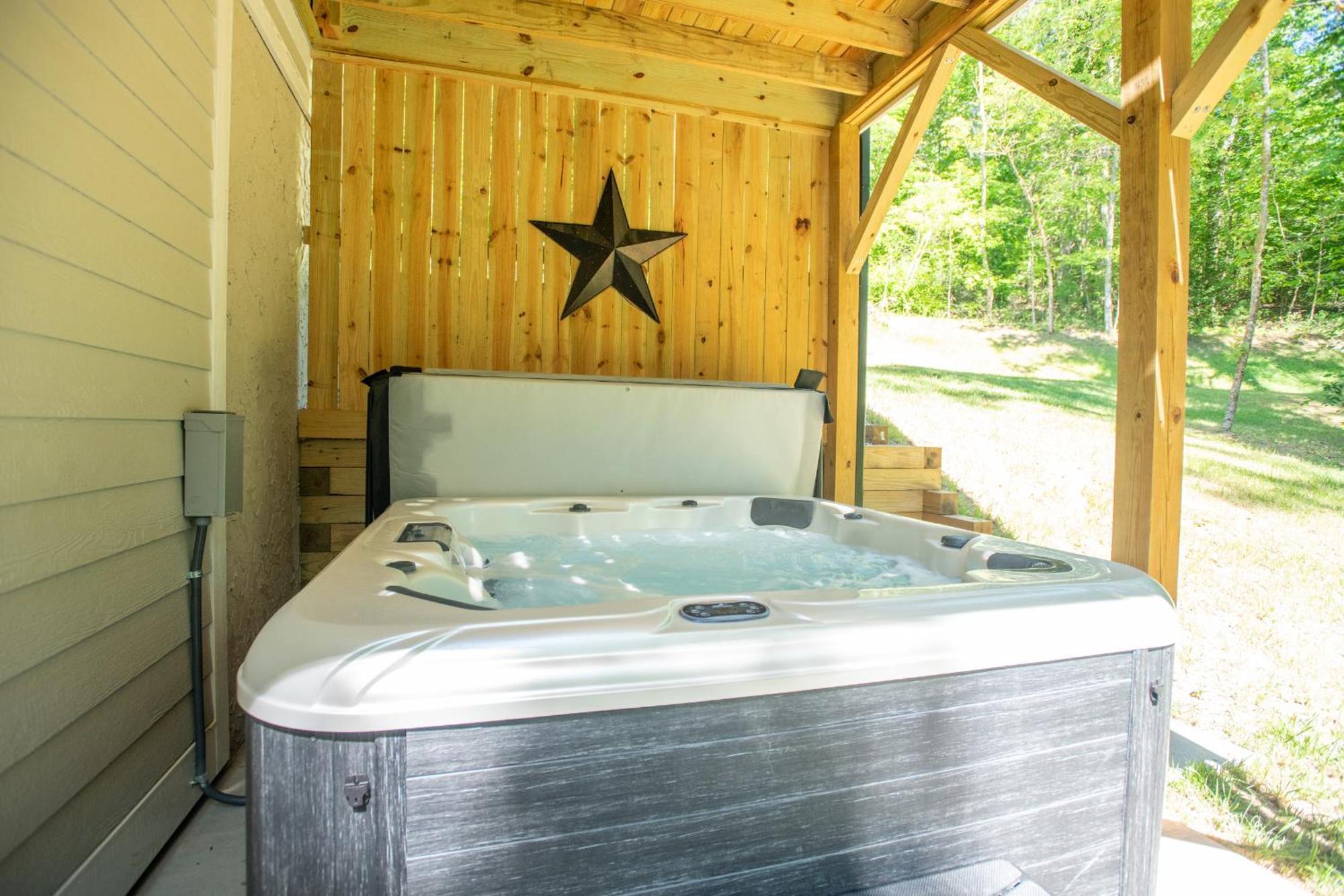 Hidden Gem Villa Weaverville Bagian luar foto